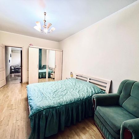 Apartment On Skorykovskyi Lane 4 Dnipro Dış mekan fotoğraf